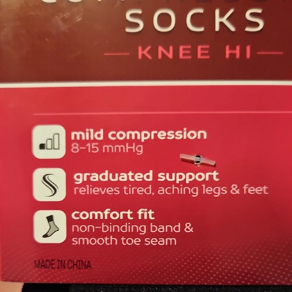 Dr. Motion Black Light Compression Knee High Socks For Women. - Picture 4 of 5